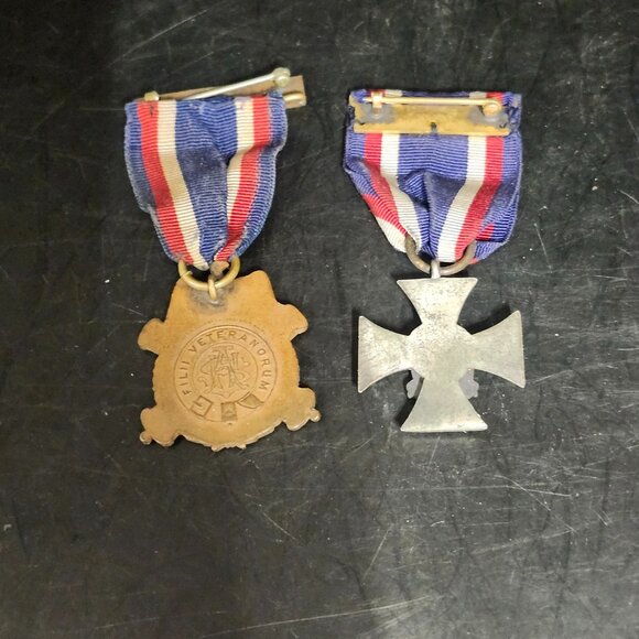 2 Civil War Union Medals Sons Of Union Veterans Fraternity Antique SUVCW Bronze - Picture 6 of 16